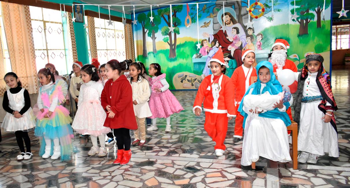 CHRISTMAS CELEBRATION (NUR-K.G)